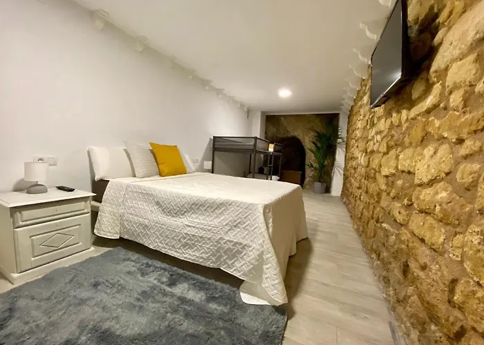Cave Rooms