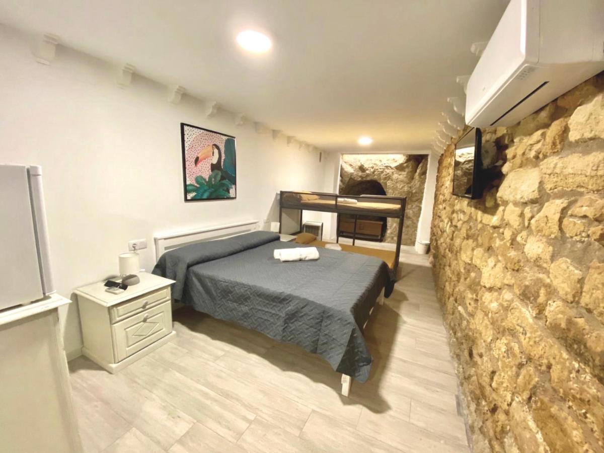 Cave Guest house 2*